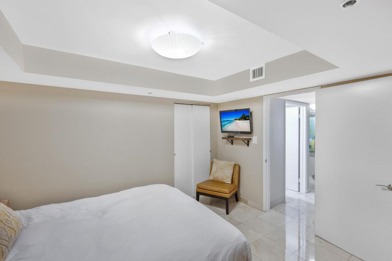 High Rise Comfort With Balcony 도랄 외부 사진